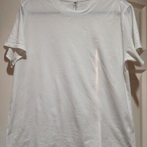 Lululemon All Yours White Short Sleeve Tee Shirt. Size 6. Very Good Condition